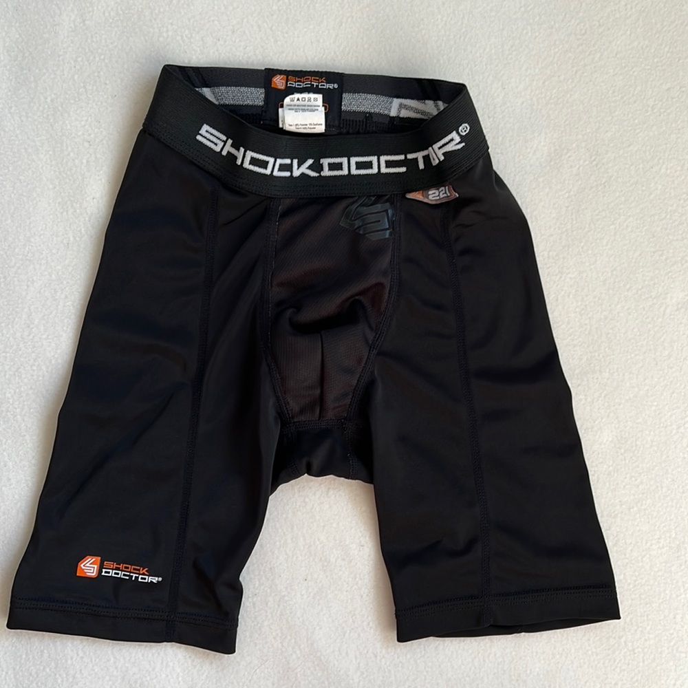 NWOT Boys Medium Shockdoctor Cup Compression Shorts